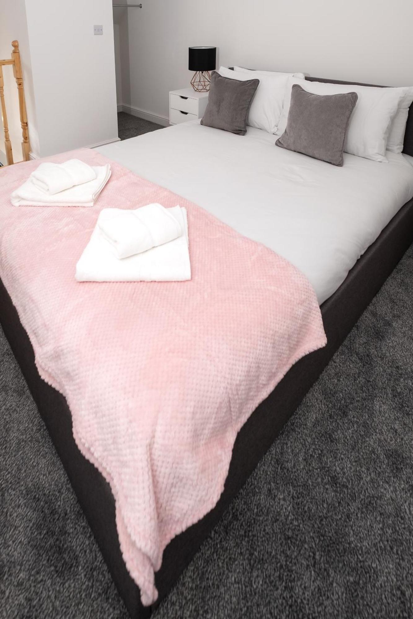 Trinity Apartments Stratford Upon Avon Bagian luar foto