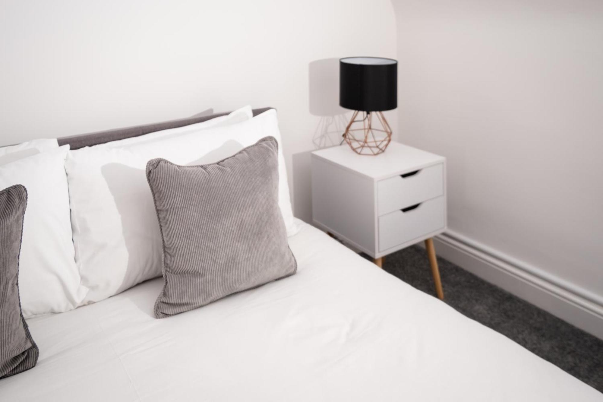 Trinity Apartments Stratford Upon Avon Bagian luar foto